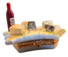 Load image into Gallery viewer, SKU# 10003 - A map of France with a sampling of her cheeses.
