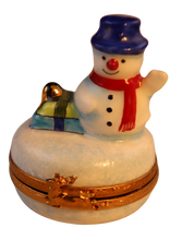 Load image into Gallery viewer, SKU# 3583 - Snowman with Gifts
