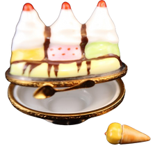 Load image into Gallery viewer, SKU# 7722B - Chocolate Banana Split &amp; Ice Cream cone.
