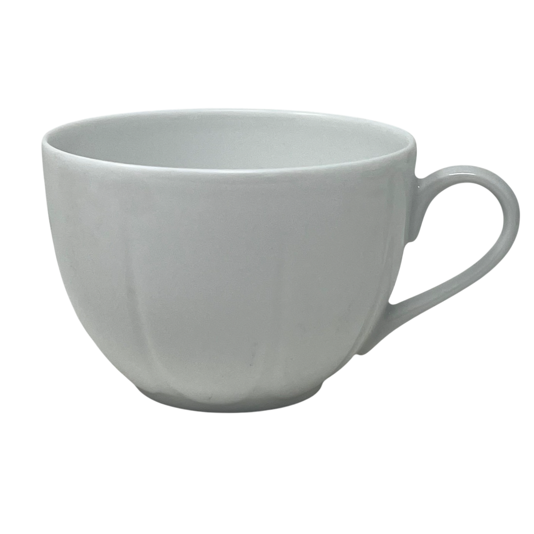 SKU# R300-NYM00001 - Nymphea White Tea Cup - Shape Nymphea - Size: 6.75oz