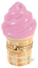 Load image into Gallery viewer, SKU# 7508 - Ice Cream Cone Strawberry
