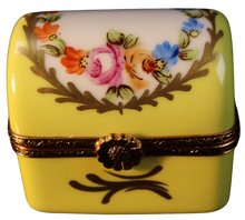 Load image into Gallery viewer, SKU# 9101 - Mini Box Yellow Vincenne
